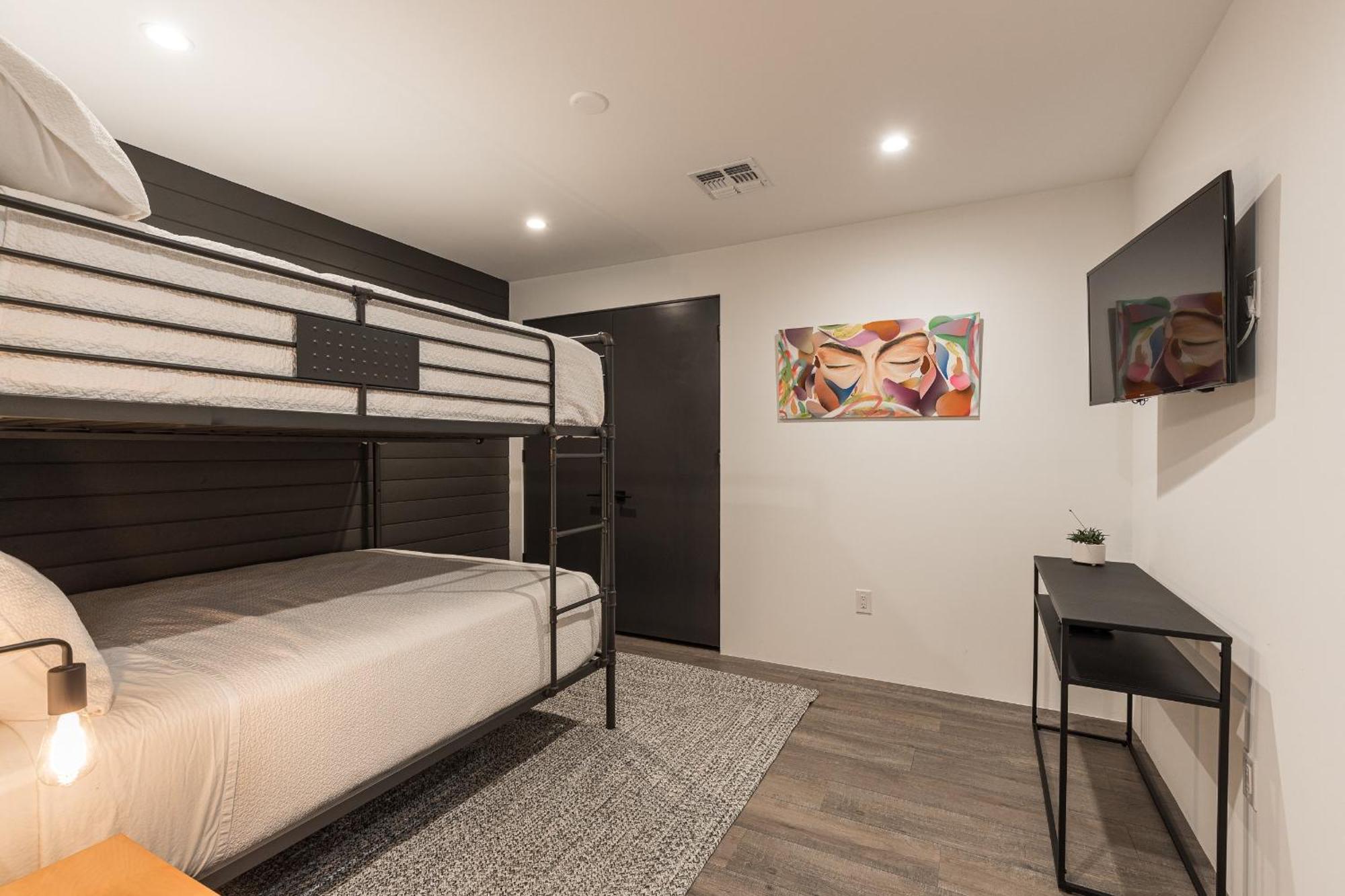 Luxury Micro-Resort, Theater, Sauna, Heated Pool Phoenix Luaran gambar